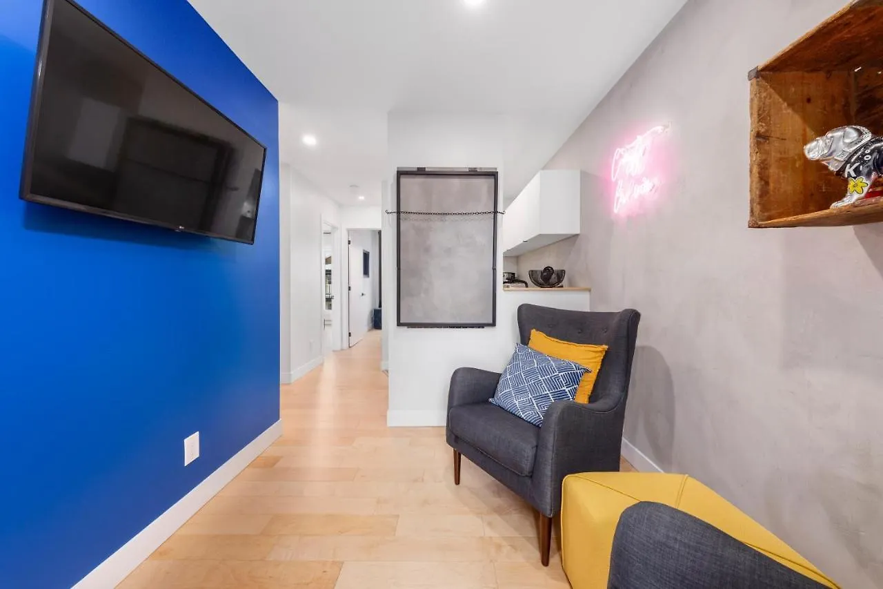 Apartment Hotel Halte-Galerie Montreal Canada